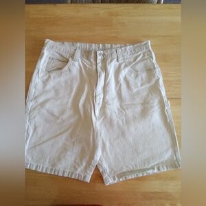 Wrangler Men's Casual Tan Shorts 38W - Preowned